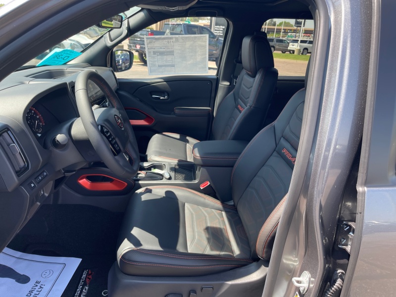 2025 Nissan Frontier
