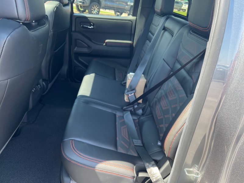 2025 Nissan Frontier