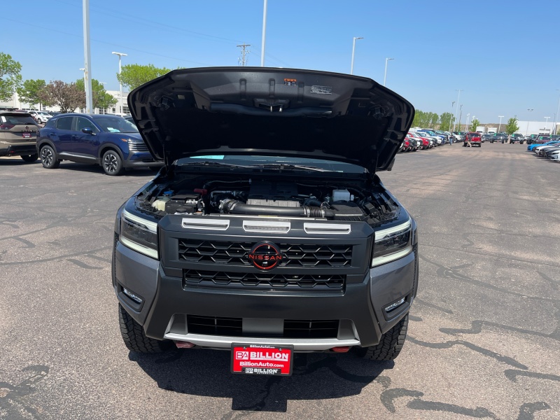 2025 Nissan Frontier