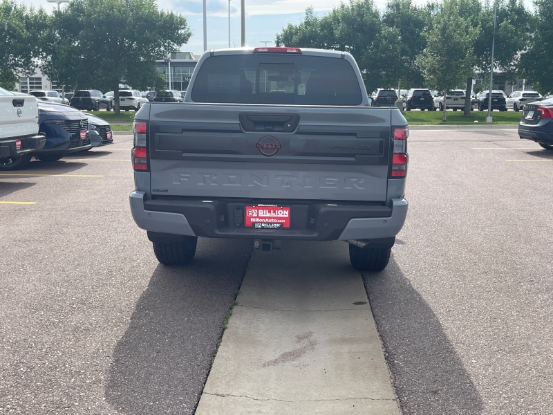 2025 Nissan Frontier