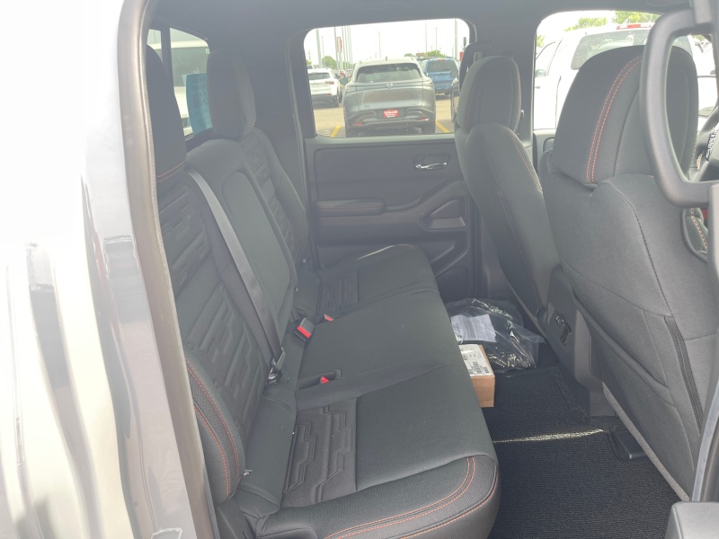 2025 Nissan Frontier