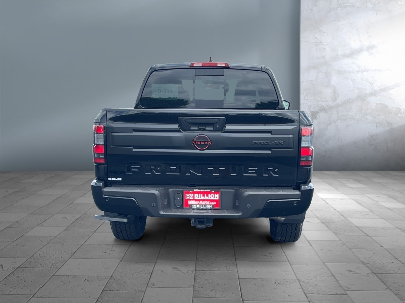 2025 Nissan Frontier