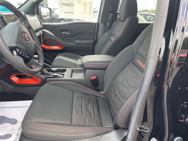 2025 Nissan Frontier