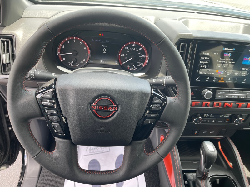 2025 Nissan Frontier