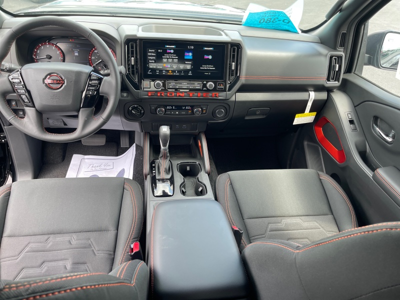 2025 Nissan Frontier