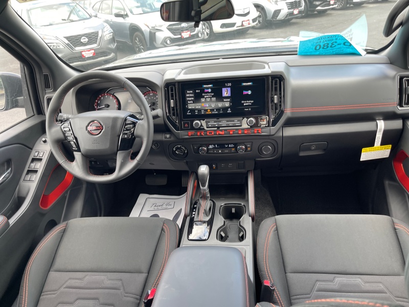 2025 Nissan Frontier