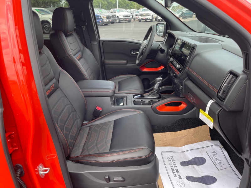 2025 Nissan Frontier