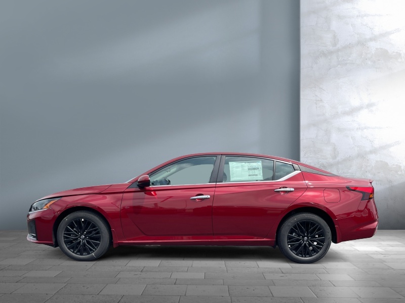 2025 Nissan Altima