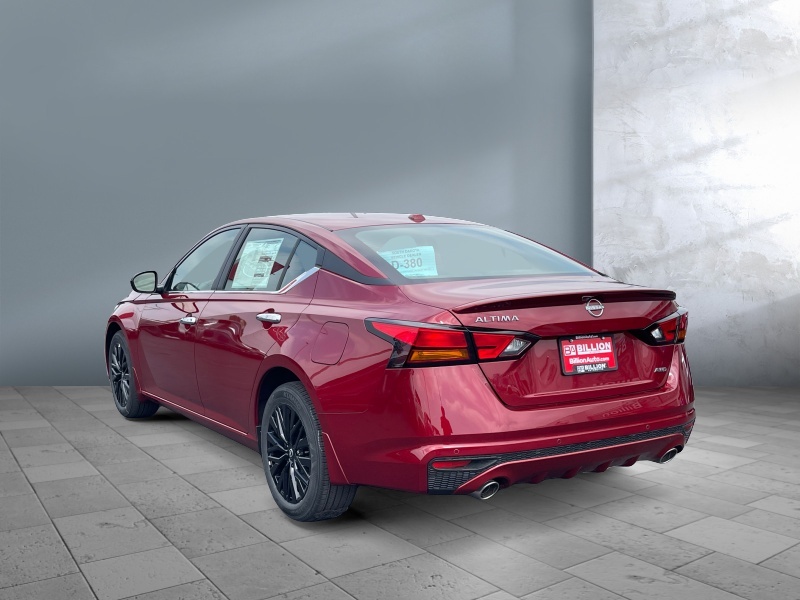 2025 Nissan Altima