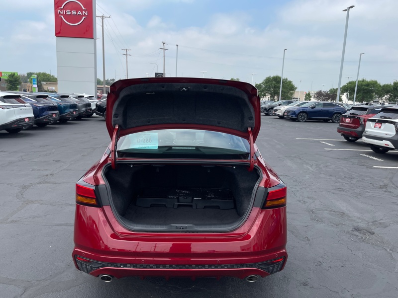2025 Nissan Altima