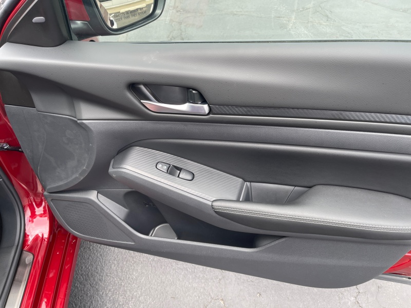 2025 Nissan Altima