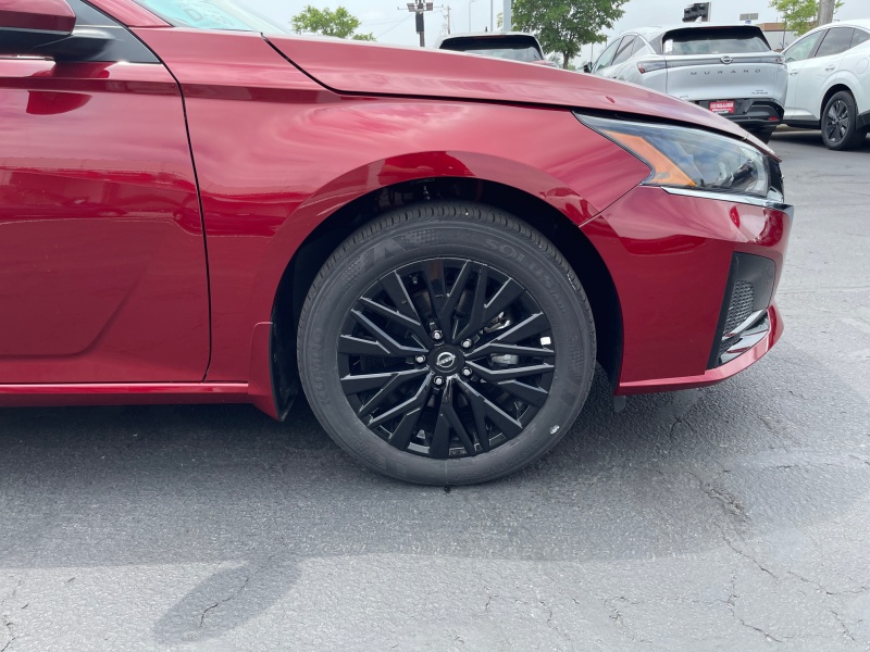 2025 Nissan Altima