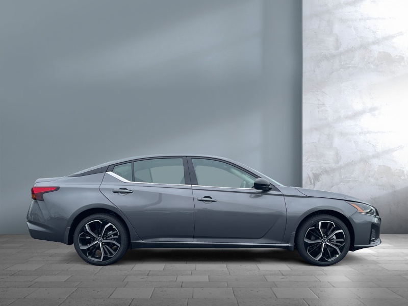 2025 Nissan Altima
