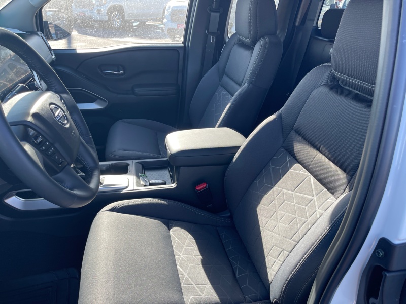 2025 Nissan Frontier