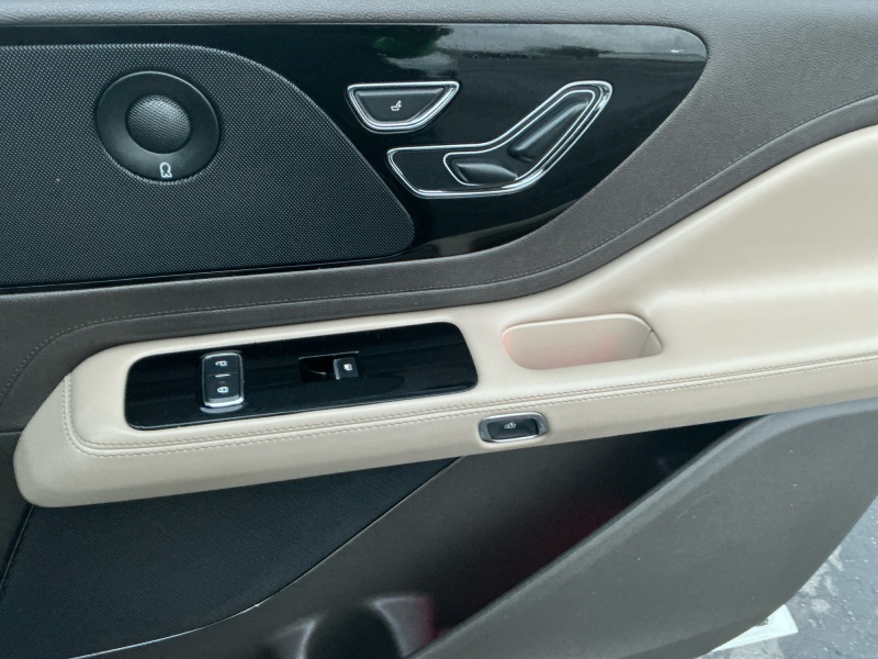 2023 Lincoln Aviator