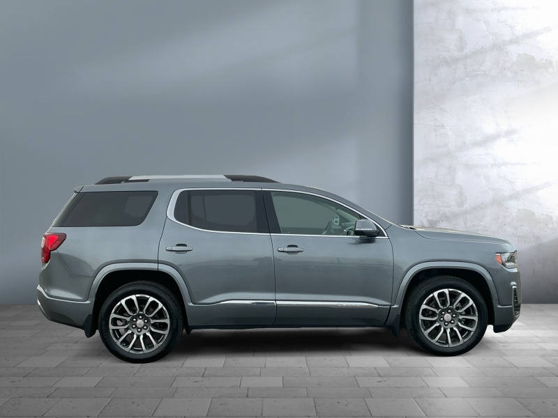 2022 GMC Acadia