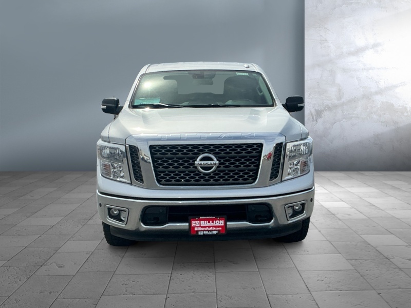2017 Nissan Titan