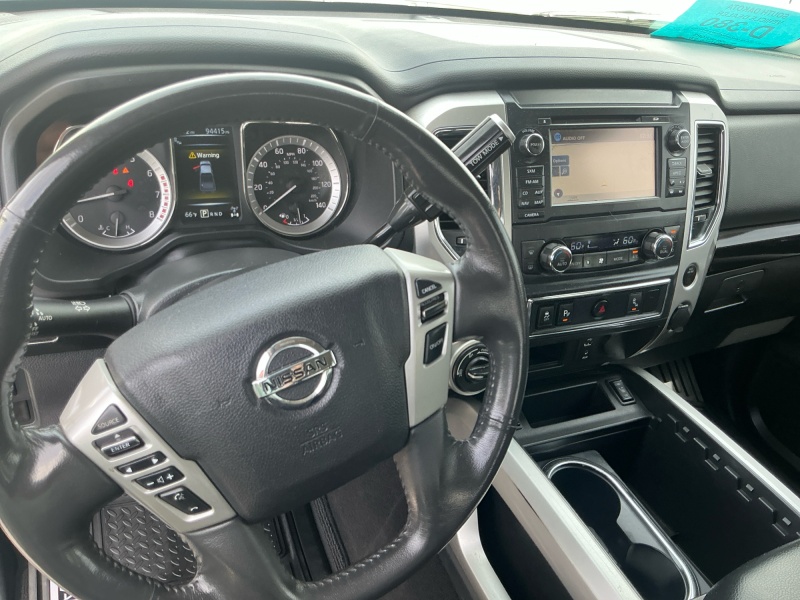 2017 Nissan Titan