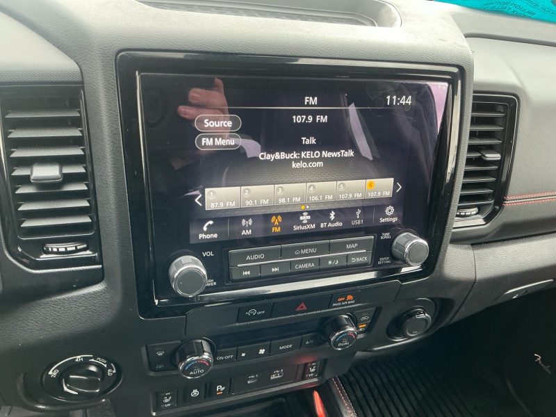 2024 Nissan Frontier