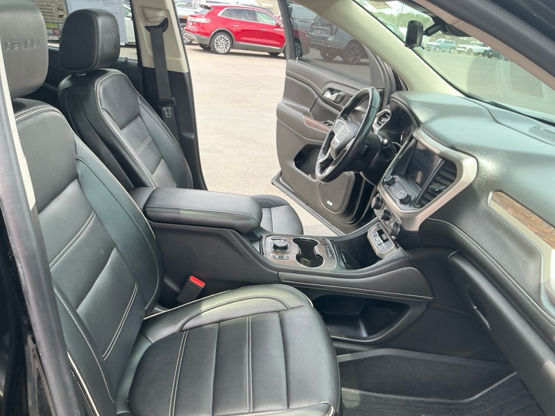2021 GMC Acadia