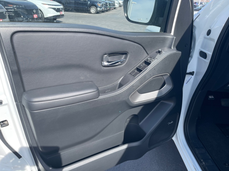 2024 Nissan Frontier