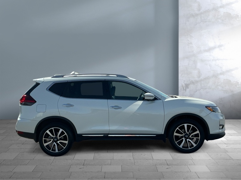 2020 Nissan Rogue