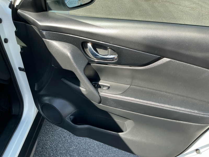 2020 Nissan Rogue