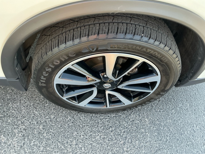 2020 Nissan Rogue
