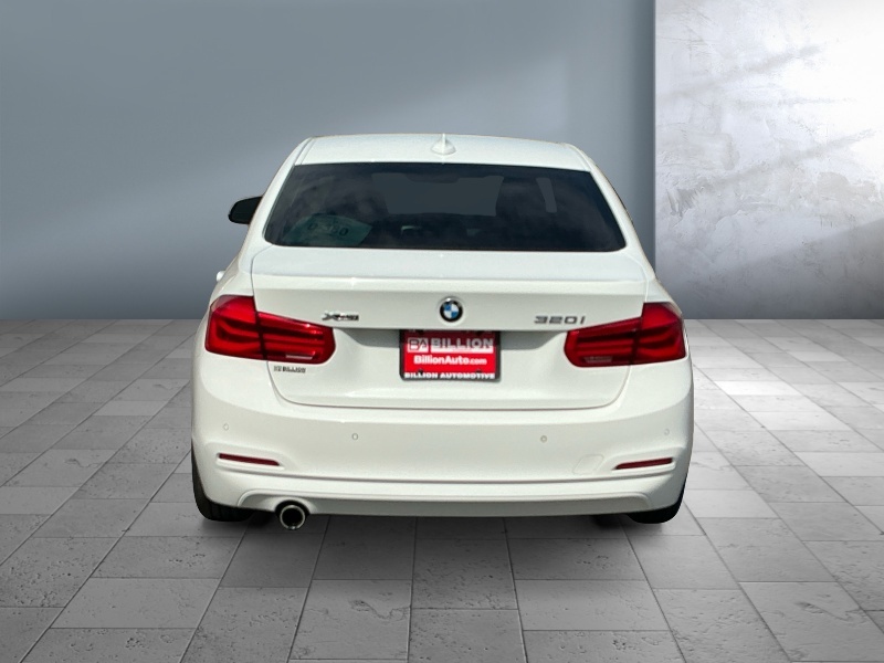 2018 BMW 3 Series