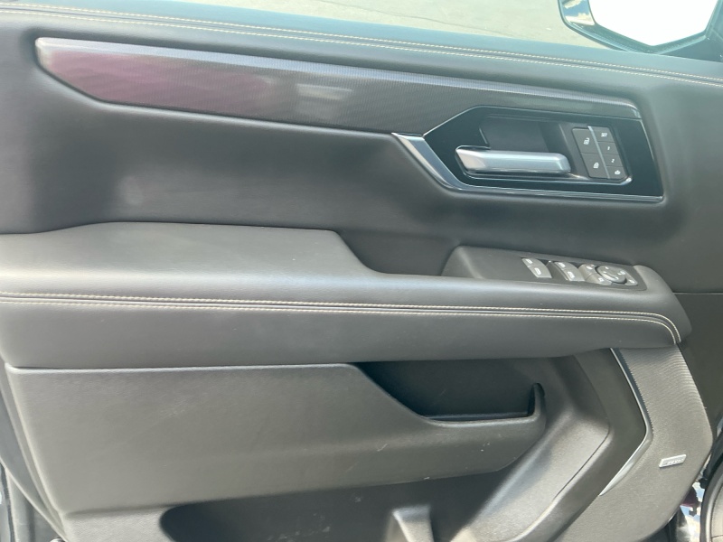 2025 GMC Yukon XL