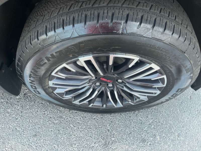 2025 GMC Yukon XL