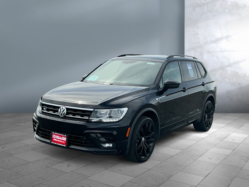 2021 Volkswagen Tiguan 2.0T SE R-Line Black's photo