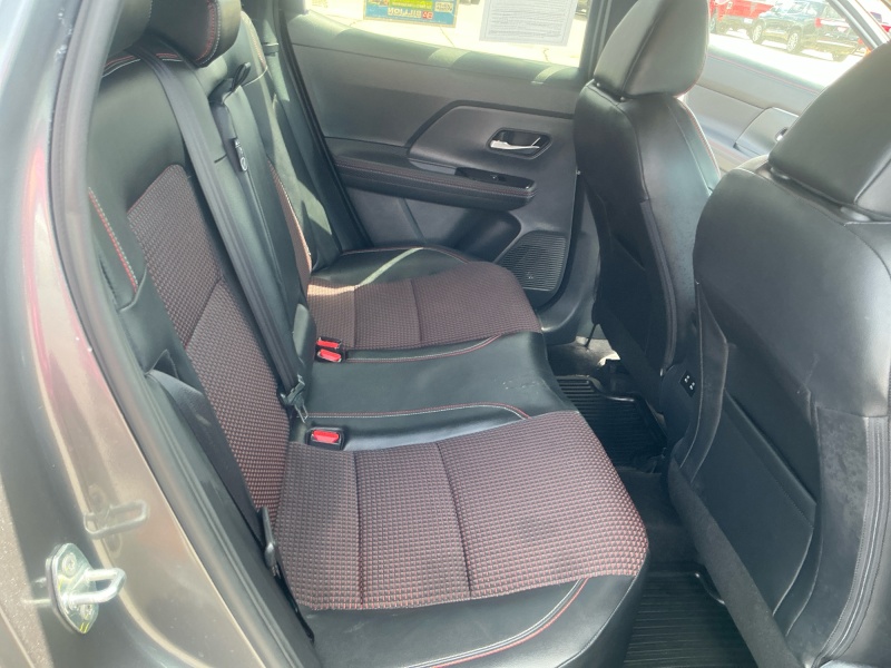 2025 Nissan Kicks