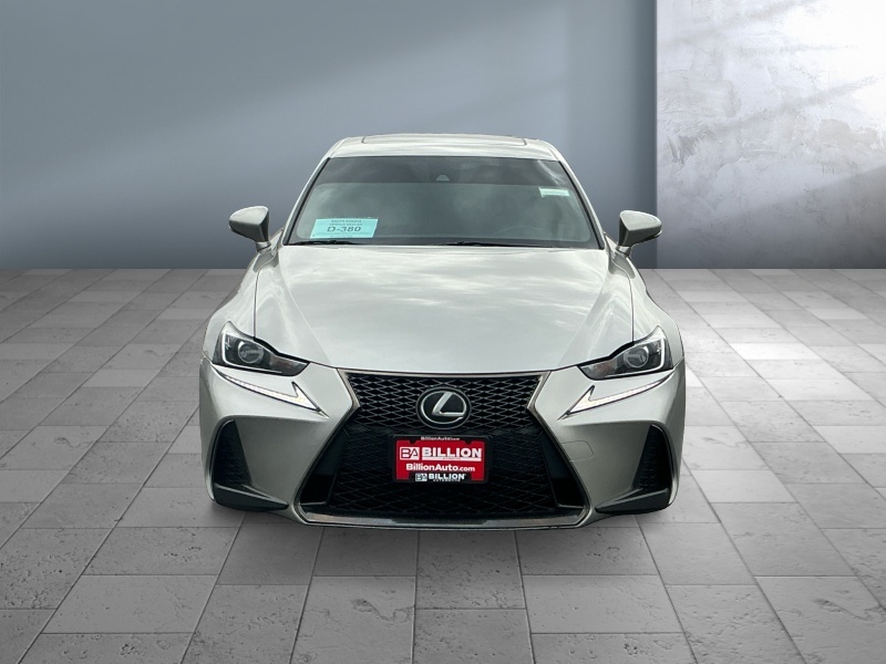 2017 Lexus IS