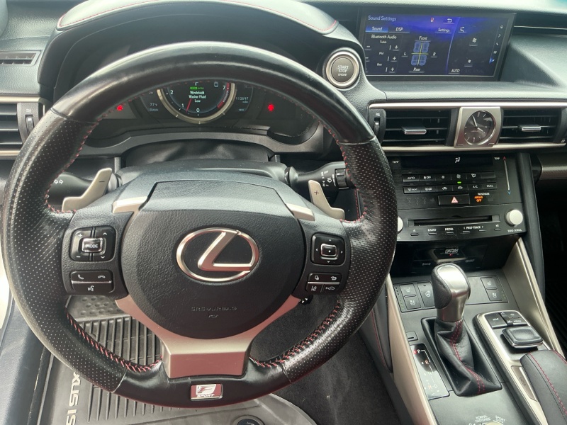 2017 Lexus IS