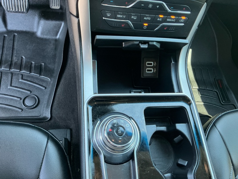 2019 Ford Edge