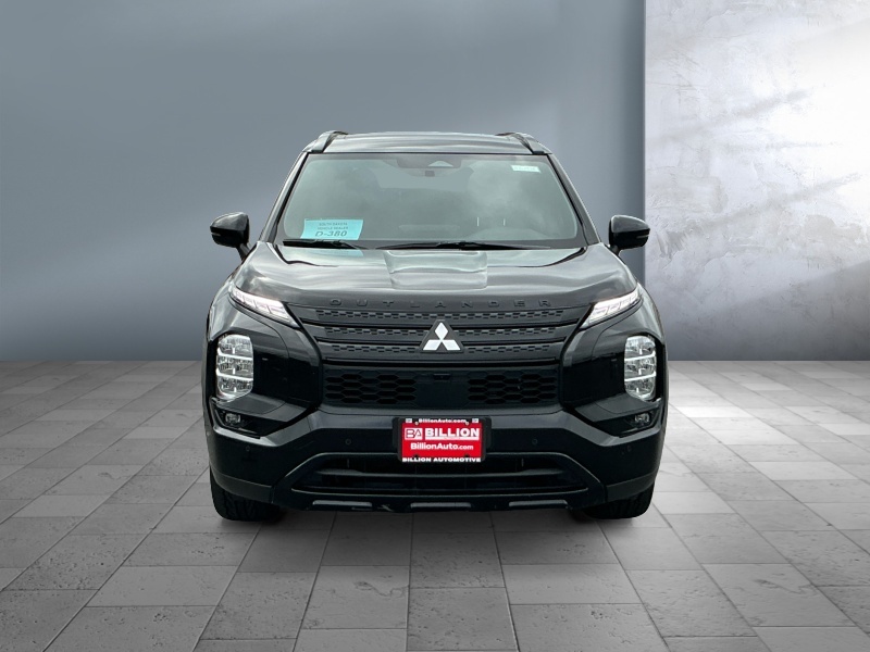 2025 Mitsubishi Outlander Plug-In Hybrid