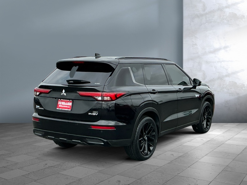 2025 Mitsubishi Outlander Plug-In Hybrid