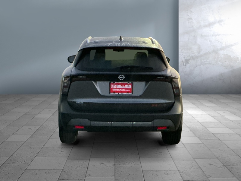 2025 Nissan Kicks