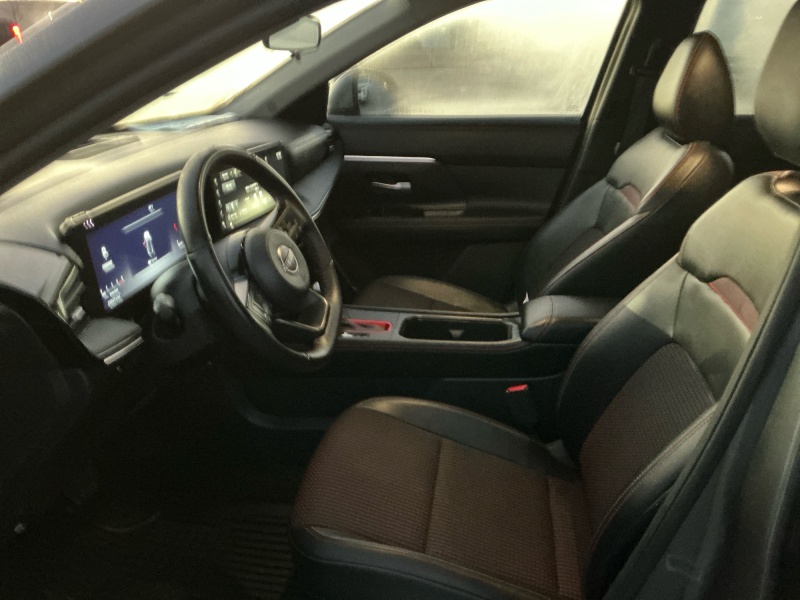2025 Nissan Kicks