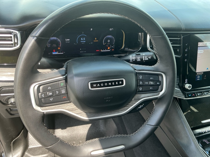 2022 Jeep Wagoneer