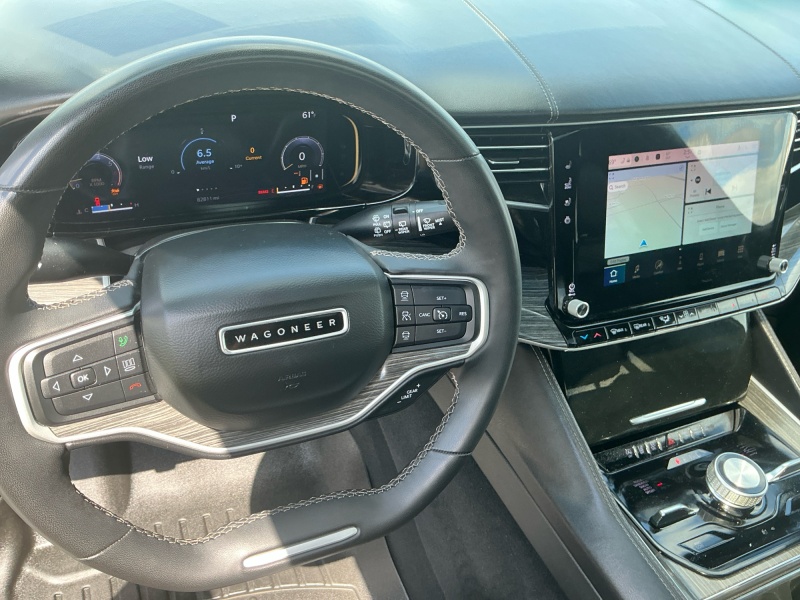 2022 Jeep Wagoneer
