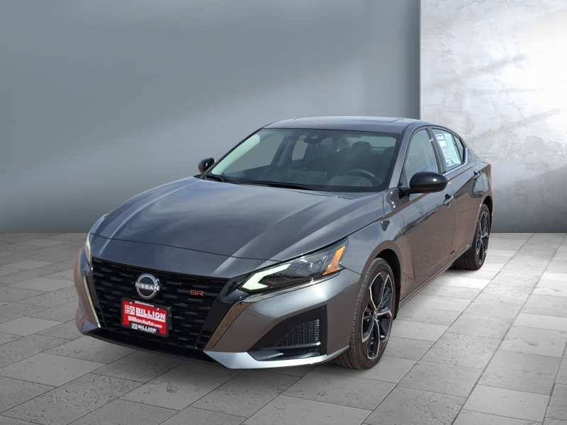 Used 2025 Nissan Altima SR Cars