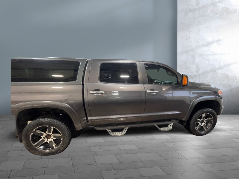 2015 Toyota Tundra 4WD Truck