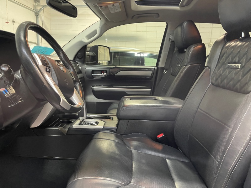 2015 Toyota Tundra 4WD Truck