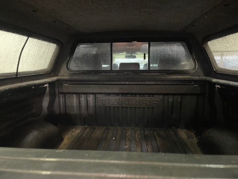 2015 Toyota Tundra 4WD Truck