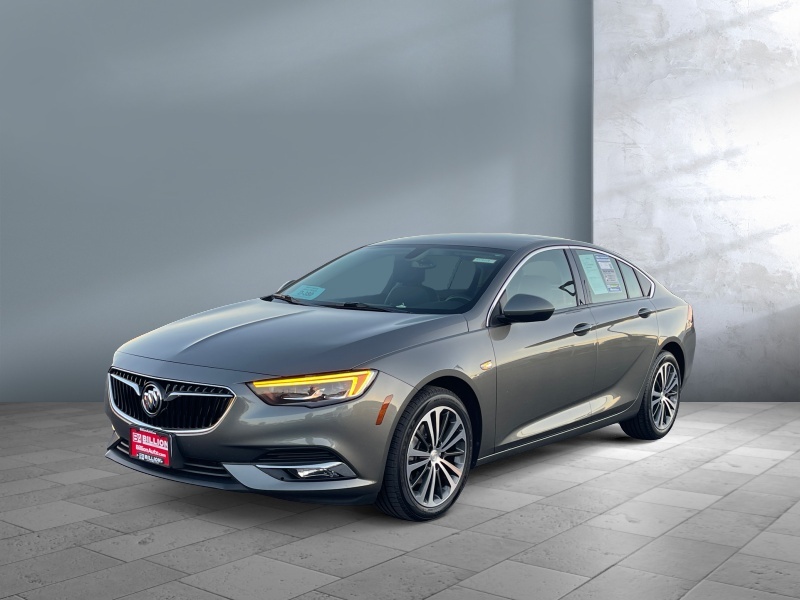 Used 2018 Buick Regal Sportback Preferred II with VIN W04GM6SX4J1078285 for sale in Sioux Falls, SD