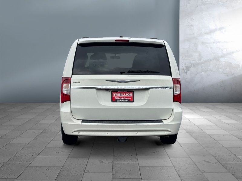 2011 Chrysler Town and Country