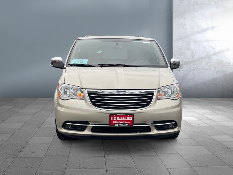 2015 Chrysler Town and Country