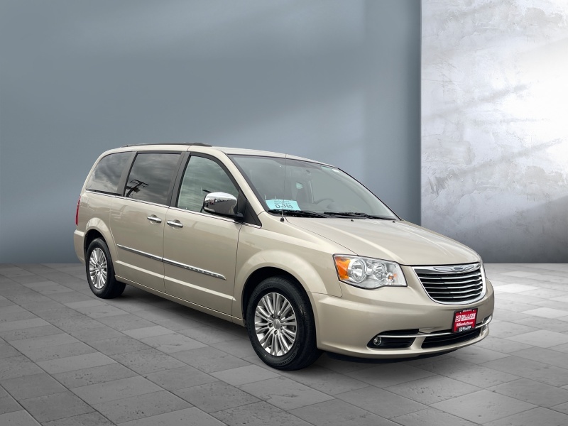 2015 Chrysler Town and Country